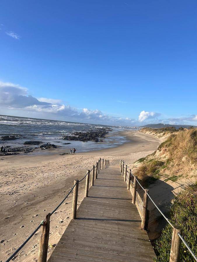 Casa de férias para 4 pessoas, com jardim e vista em Praia da Amorosa