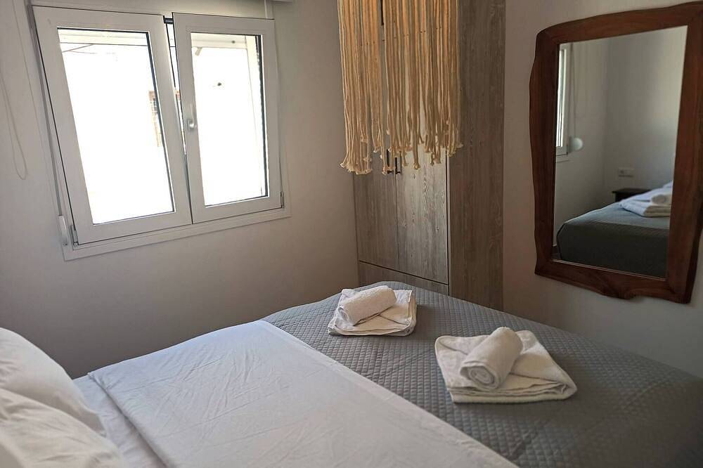 Appartement entier, Maya 1, 2 bedroomed downstairs apartment in Sporades