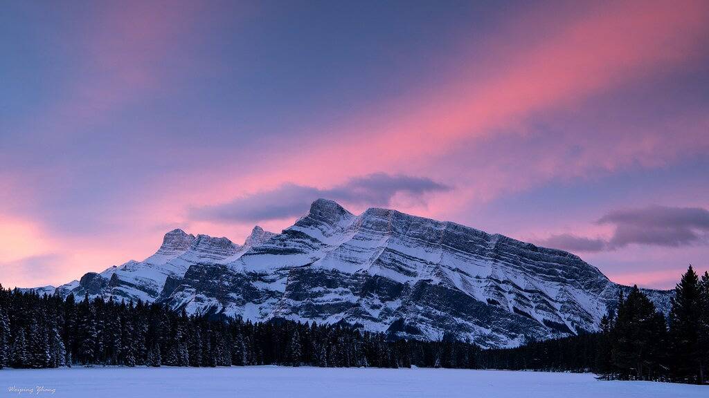 Bildende Kunst!Panorama Bergblick! Luxuriöse 5Brs / 4. 5Ba Townhome, Canmore für 12 in Canmore, Banff-Nationalpark