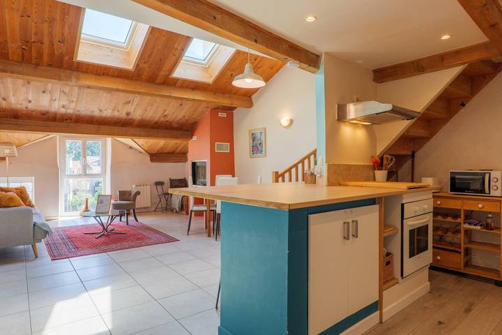 Apartamento entero, Amplio T3 con terraza en el corazón de Vals-les-Bains in Vals-les-Bains, Parc naturel régional des Monts d'Ardèche