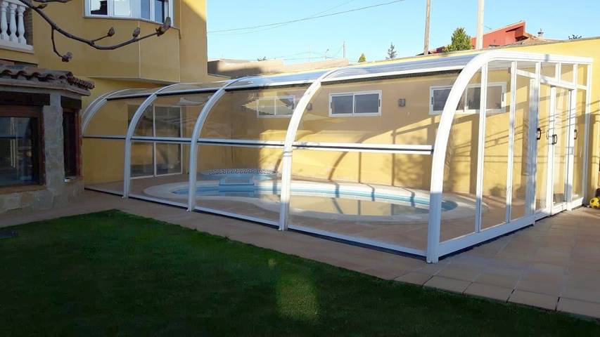 Gîte pour 6 personnes, avec Balcon et Jacuzzi ainsi que Terrasse et Piscine à Teruel - 4