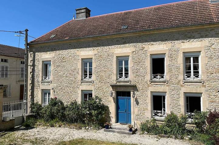Location de vacances pour 16 personnes à Cirey-sur-Blaise