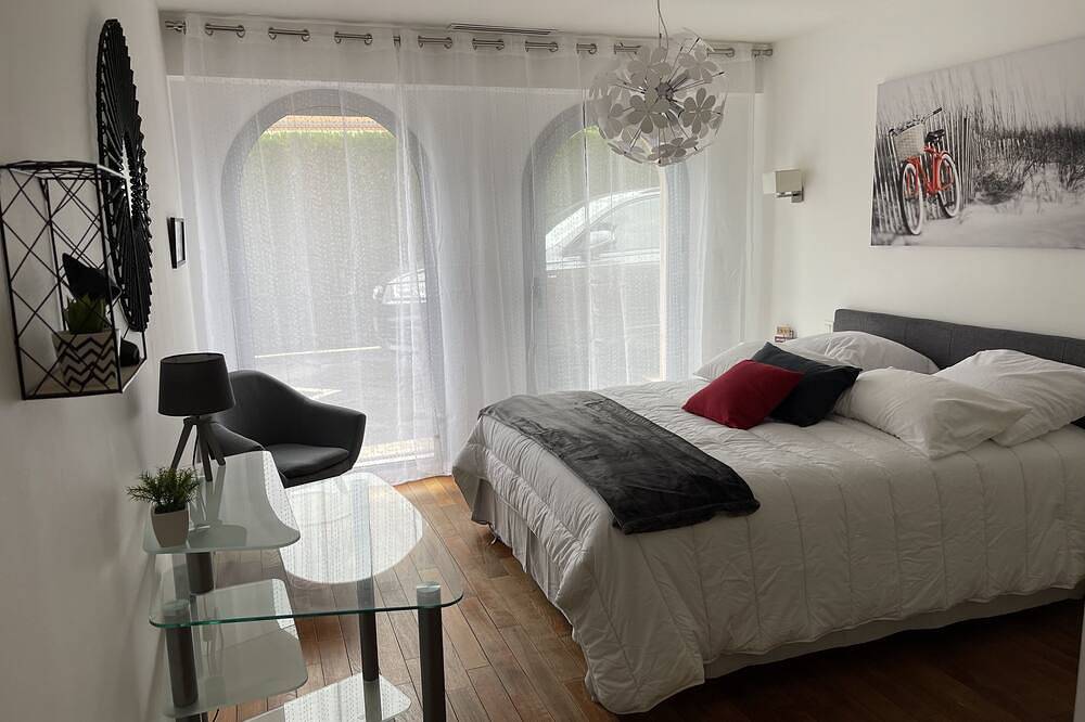 Villa Cholet, proche du Puy du fou,Nantes, Angers, Sables d'Olonne.. in Cholet, Région de Cholet