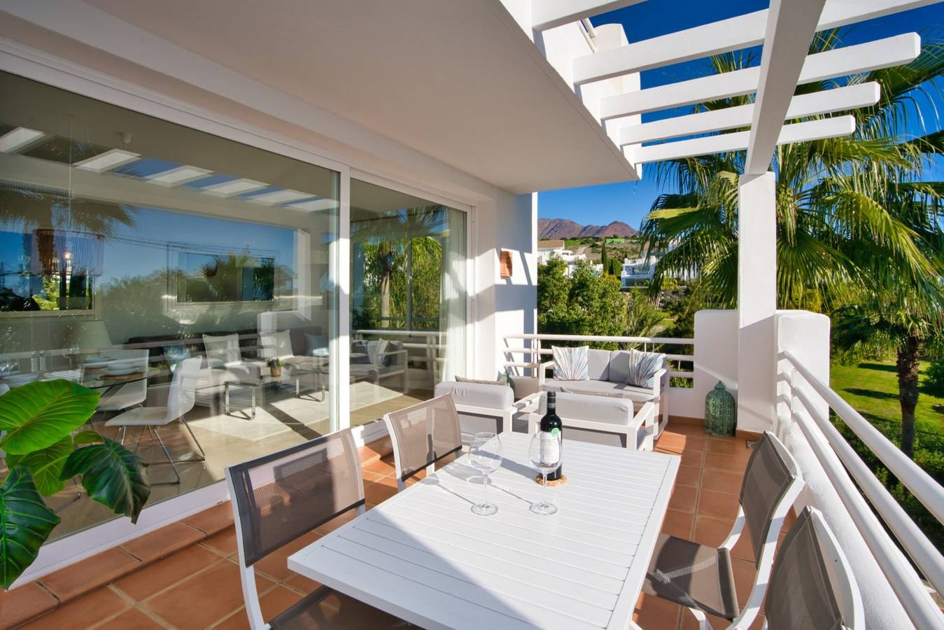 Entire apartment, Modern 2-Bedroom Apartment - Alcazaba Lagoon in Alcazaba Lagoon, Casares