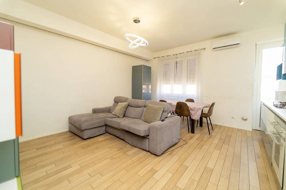 Apartamento entero, Big 2 bedroom apartment fully equipped in Milán, Provincia de Milan