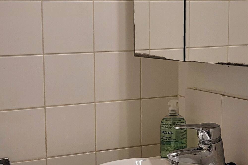 Entire apartment, Cozy Apartment at Walking Distance From North Station and Grand Place in Brussels, Brussels region