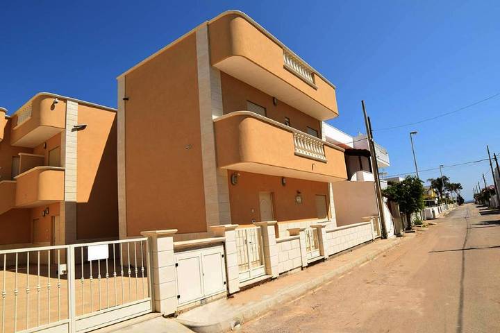 Holiday home for 5 people, with balcony and view - 1