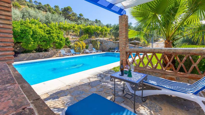 Casa de vacaciones para 2 personas, con Balcón/Terraza y Jacuzzi en Rute