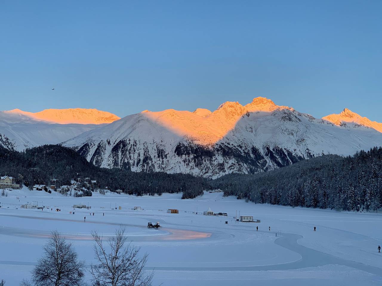 Ganze Ferienwohnung, Chalet Haus am See in St. Moritz, Oberengadin