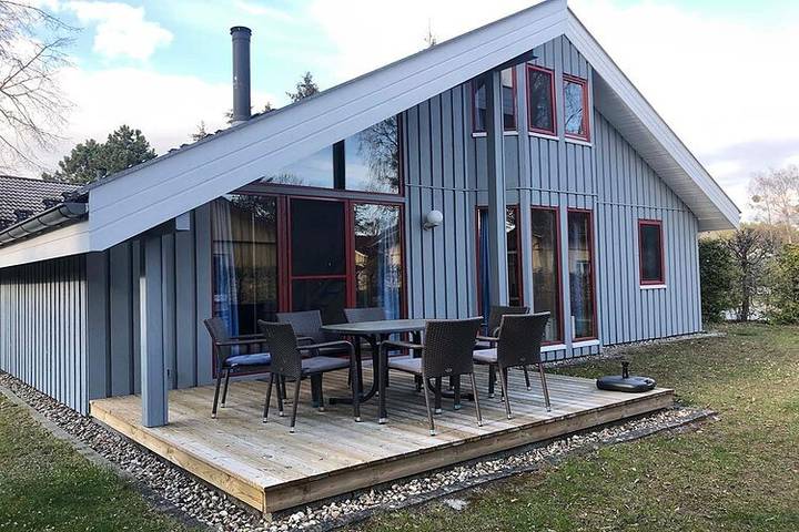 Ferienhaus für 6 Personen, mit Garten und Sauna sowie Pool in Granzow