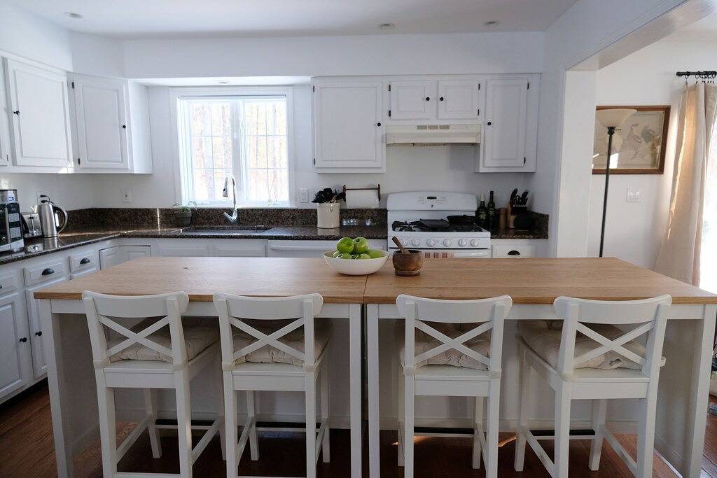 Cheerful 3-bedroom cottage with woodstove in Sheffield (MA), Berkshire County