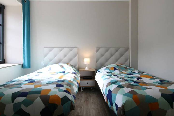 Gîte pour 4 personnes, avec jardin à Saint-Pair-sur-Mer - 2