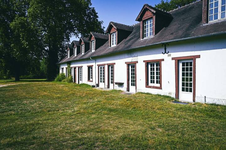 Gîte pour 7 personnes, avec jardin et terrasse à Ligny-le-Ribault - 2