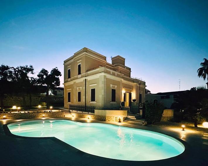 B&b per 2 persone, con Terrazza e Giardino nonché Piscina e Panorama a Bisceglie