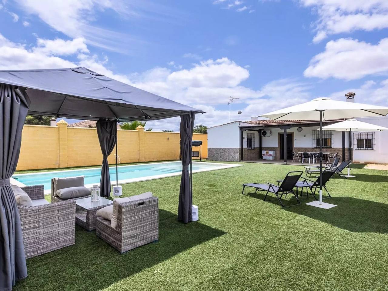 Haus 5 Personen in Dos Hermanas, Sevilla Provinz