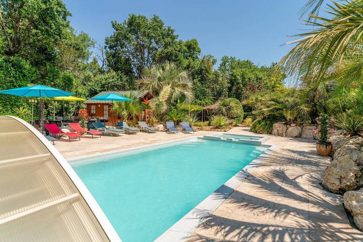 L'Oasis de Boisset: 5-sterren villa met privézwembad en spa in Boisset-et-Gaujac, Cevennen