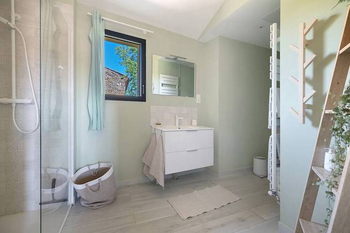 Location de vacances pour 6 personnes, avec balcon et jardin, animaux acceptés dans Lapenne - 4