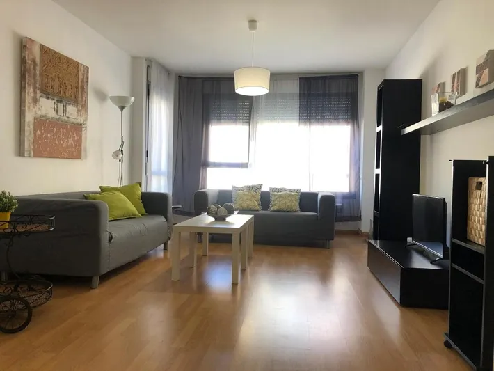 Apartamento de vacaciones para 7 personas, con balcón y vistas, Familias con niños - 1