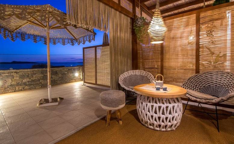 Location de vacances pour 2 personnes, avec terrasse et vue dans Finikas - 3