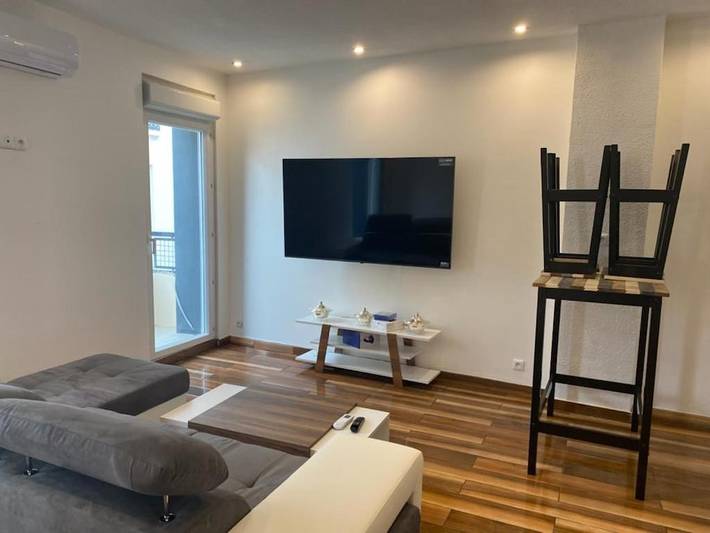 Gîte pour 4 personnes, avec balcon à Boujan-sur-Libron - 2
