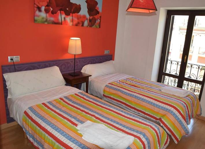 Gîte pour 2 personnes, avec balcon, animaux acceptés à Saragosse - 3