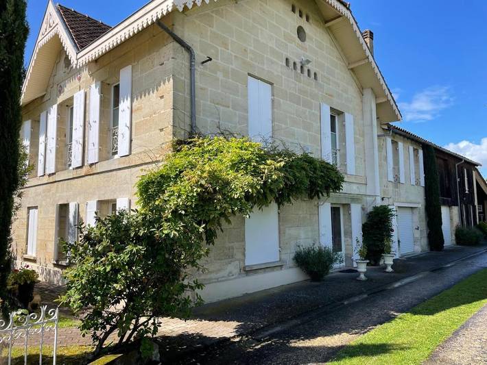 Location de vacances pour 2 personnes, avec jardin et terrasse à Saint-André-de-Cubzac - 2