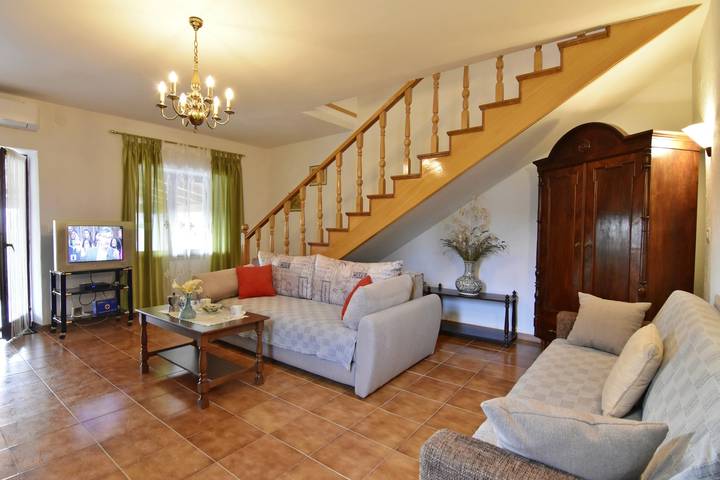 Villa für 6 Personen, mit Garten in Umag - 2