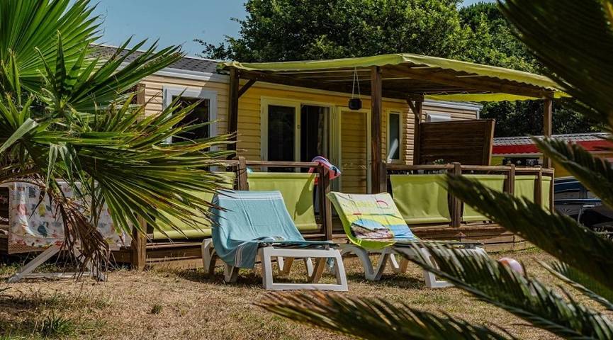 Mobil home pour 6 personnes, avec jacuzzi et bassin pour enfant à Laroque-des-Albères - 3