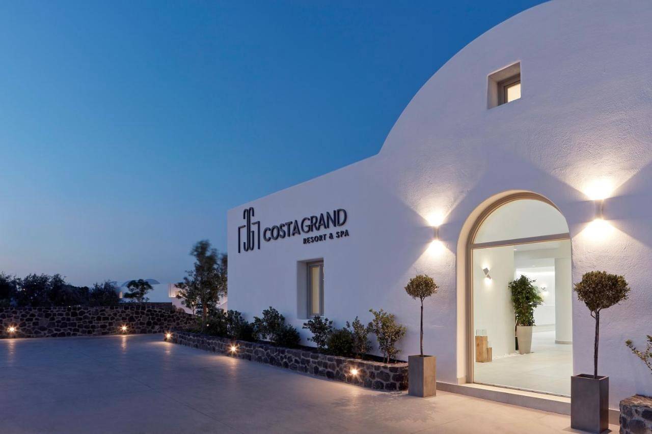 Costa Grand Resort & Spa in Kamari, Santorini