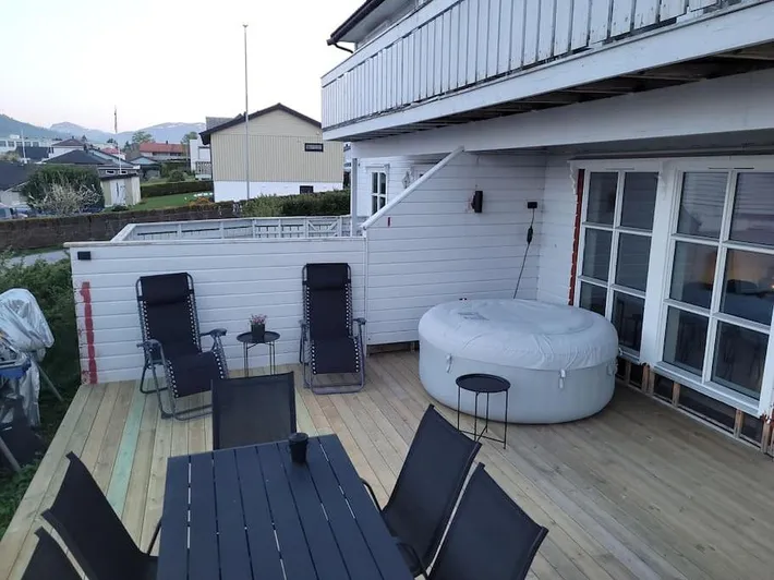 Ferienwohnung für 6 Personen, mit Garten und Whirlpool - 1