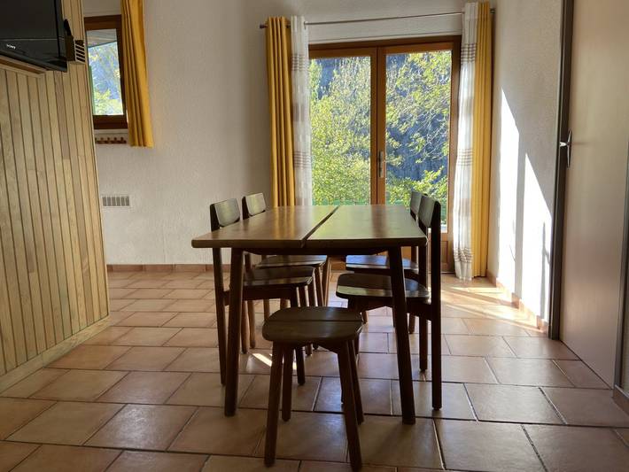 Chalet pour 6 personnes, avec jardin ainsi que piscine et terrasse dans le Tarn - 4