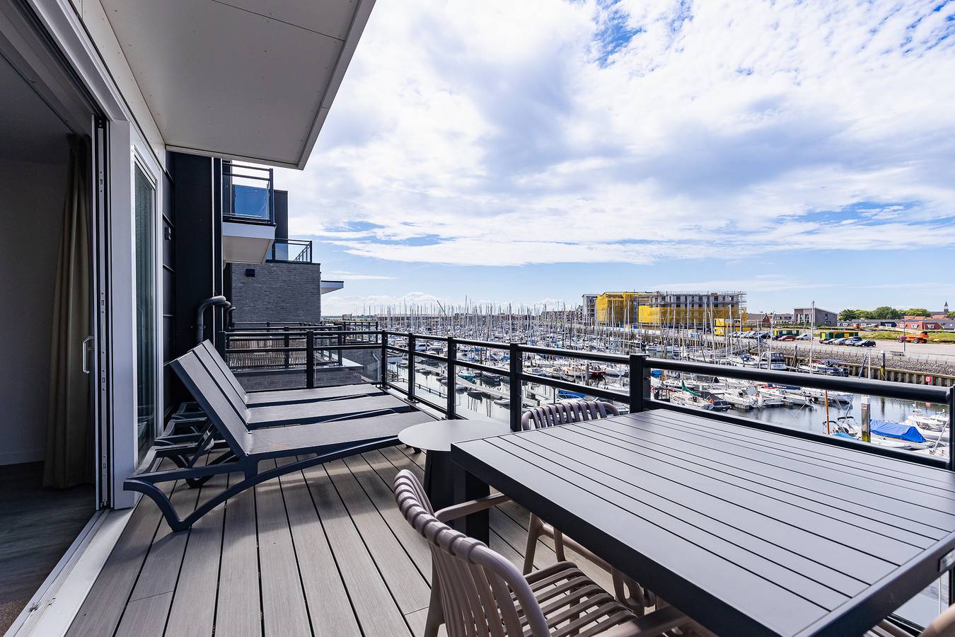 Ferienwohnung am Wasser - mit 4 Balkonen | Nr. 30 - 8 Pers. | Vista Maris in Sint-Annaland, Niederländische Nordsee