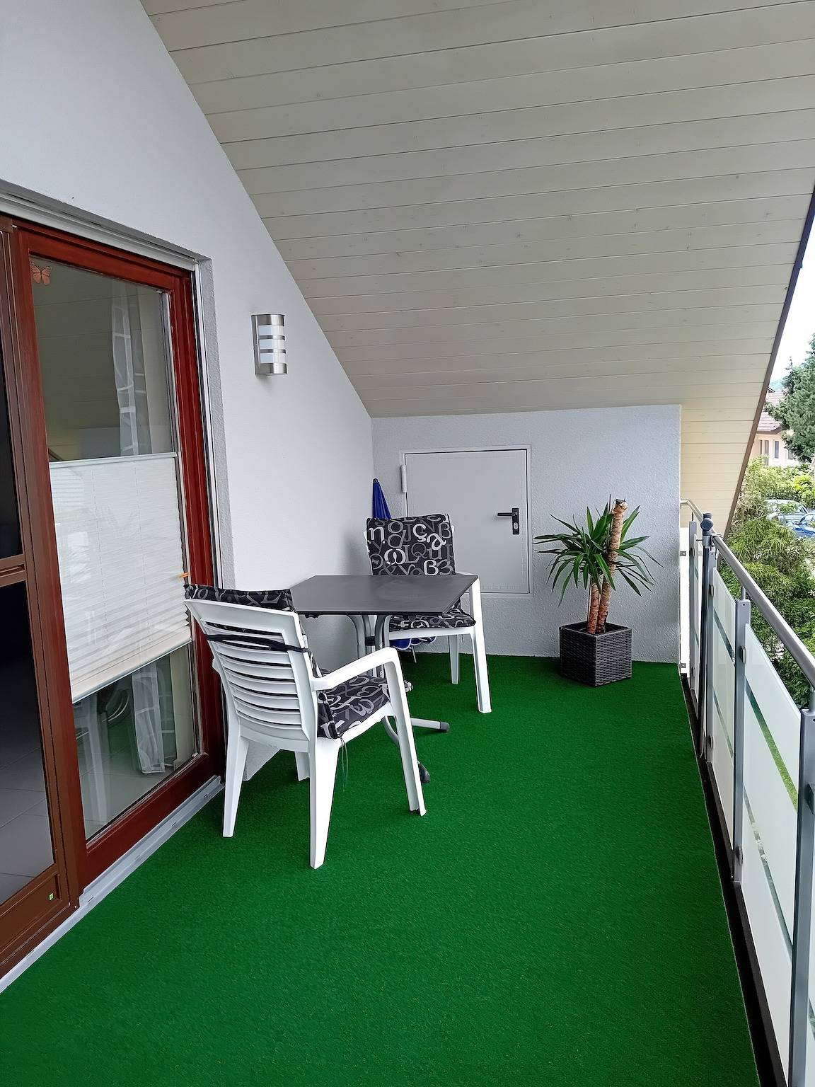 Ganze Wohnung, Ferienwohnung Eva Heinemann mit Bergblick, Balkon und Wlan in Singen, Hegau