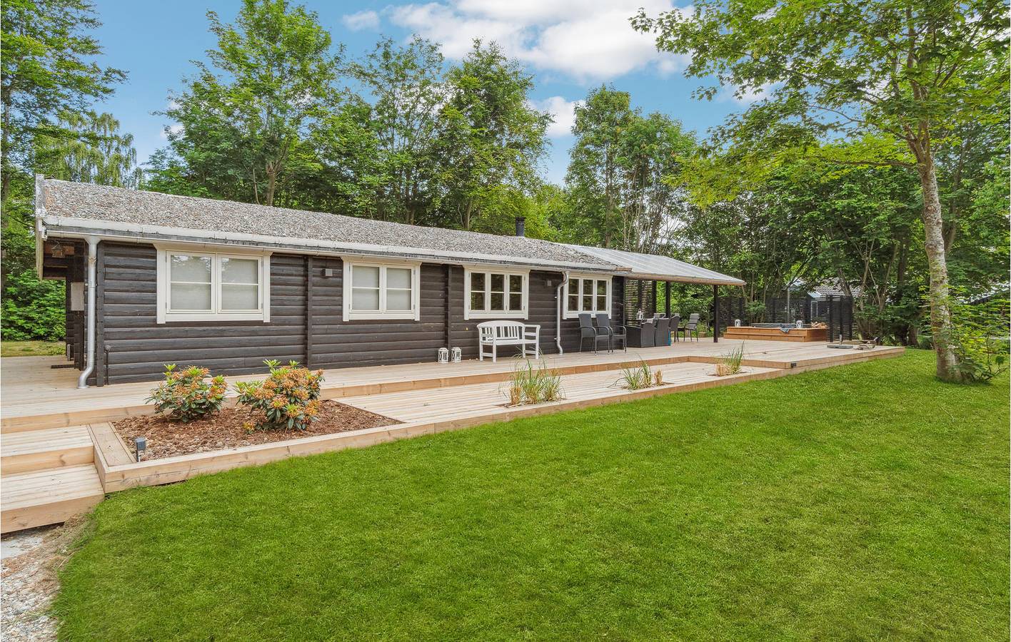 Vacation house for 6 people with terrace in Munkerup, Gilleleje