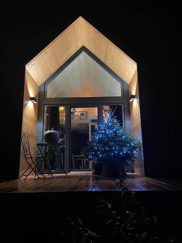 Gîte pour 2 personnes, avec piscine et jardin ainsi que sauna et vue dans Meurthe-et-Moselle