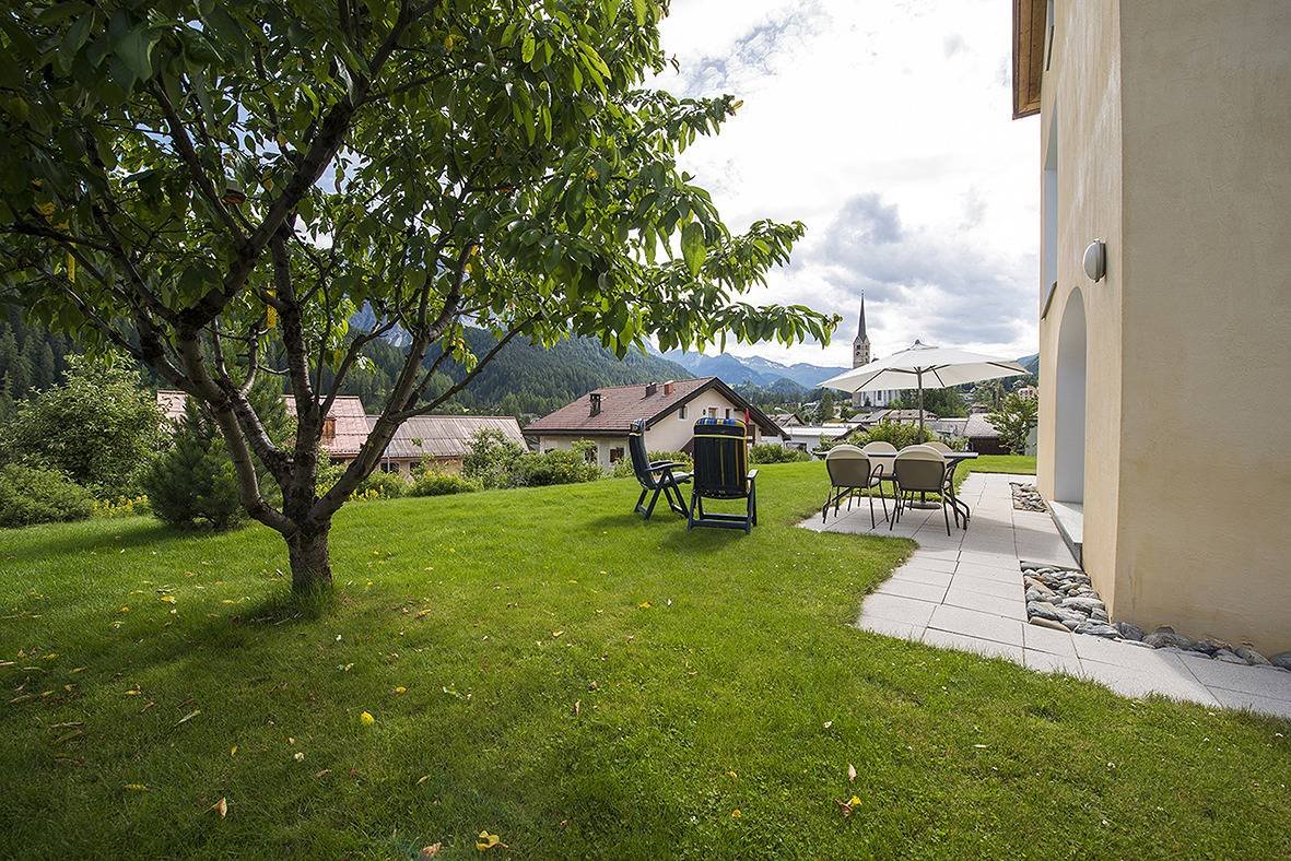 Ganze Ferienwohnung, Ferienwohnung Haus Betschart - Ferienwohnung mit Dusche/Wc, 50 m2 für 2 Personen in Scuol, Unterengadin