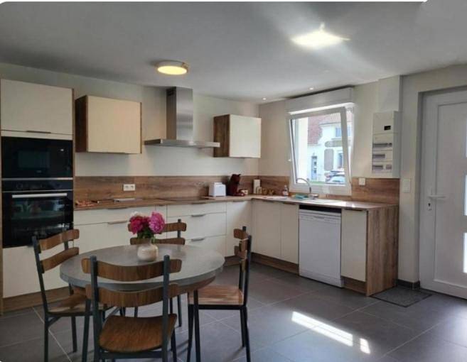Gîte pour 4 personnes, avec jardin à Pihen-lès-Guînes