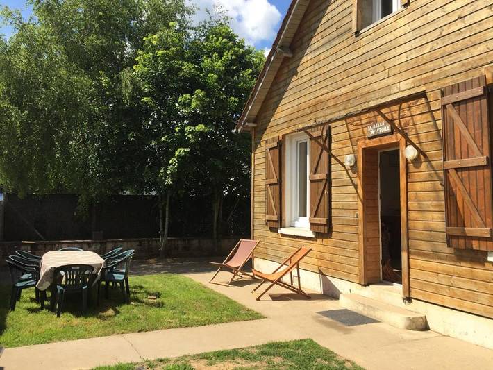 Location de vacances pour 12 personnes à Paray-Douaville