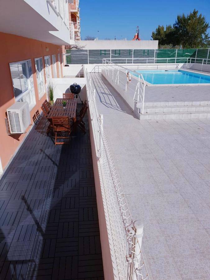 Casa rural para 6 personas, con piscina además de vistas y jardín, Familias con niños en Armação de Pêra (costa) - 3