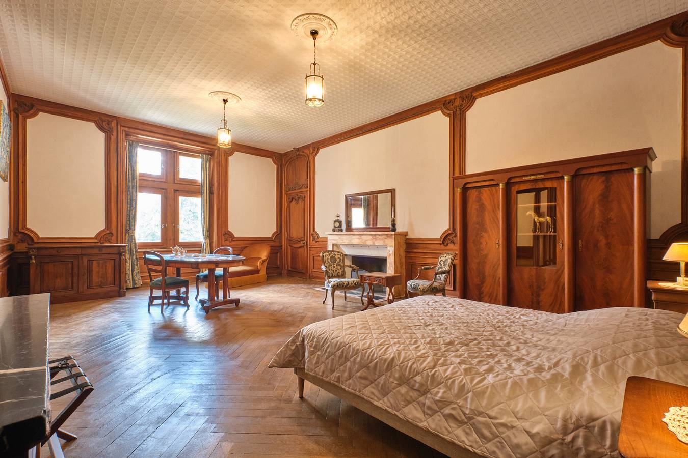 Guesthouse 'Room 1 - La Suite De La Marquise' with Shared Terrace and Garden in Saint-Geoire-en-Valdaine, La Tour-du-Pin region