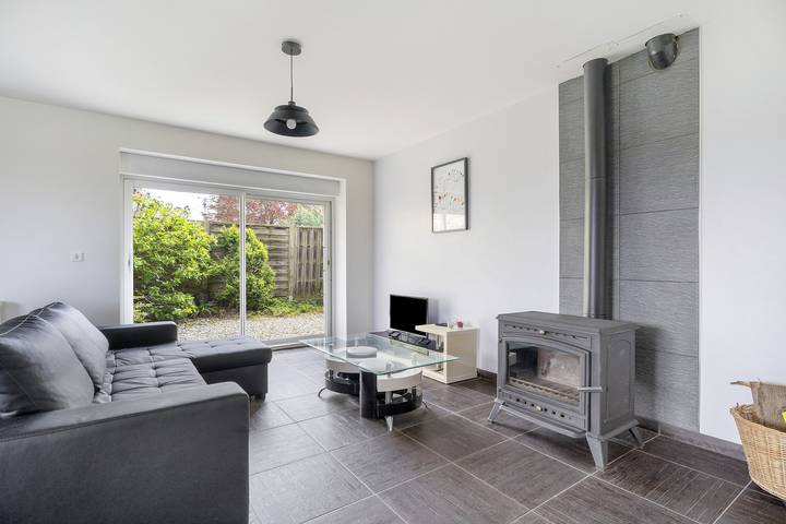 Gîtes des Lacs – Le Framboisier: Geteilte Pool-, Sauna- & Whirlpoolnutzung, private Terrasse, Wlan in Jugon-les-Lacs, Dinan und Umgebung