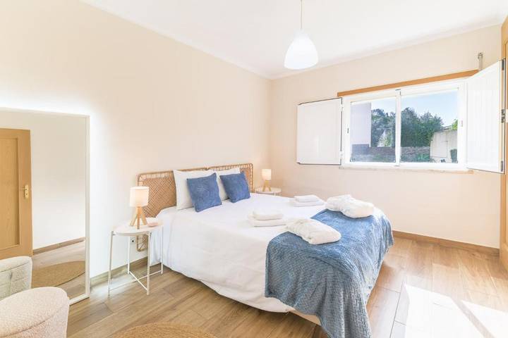 Apartamento de férias para 7 pessoas, com jardim e vista e ainda piscina em Santiago do Cacém