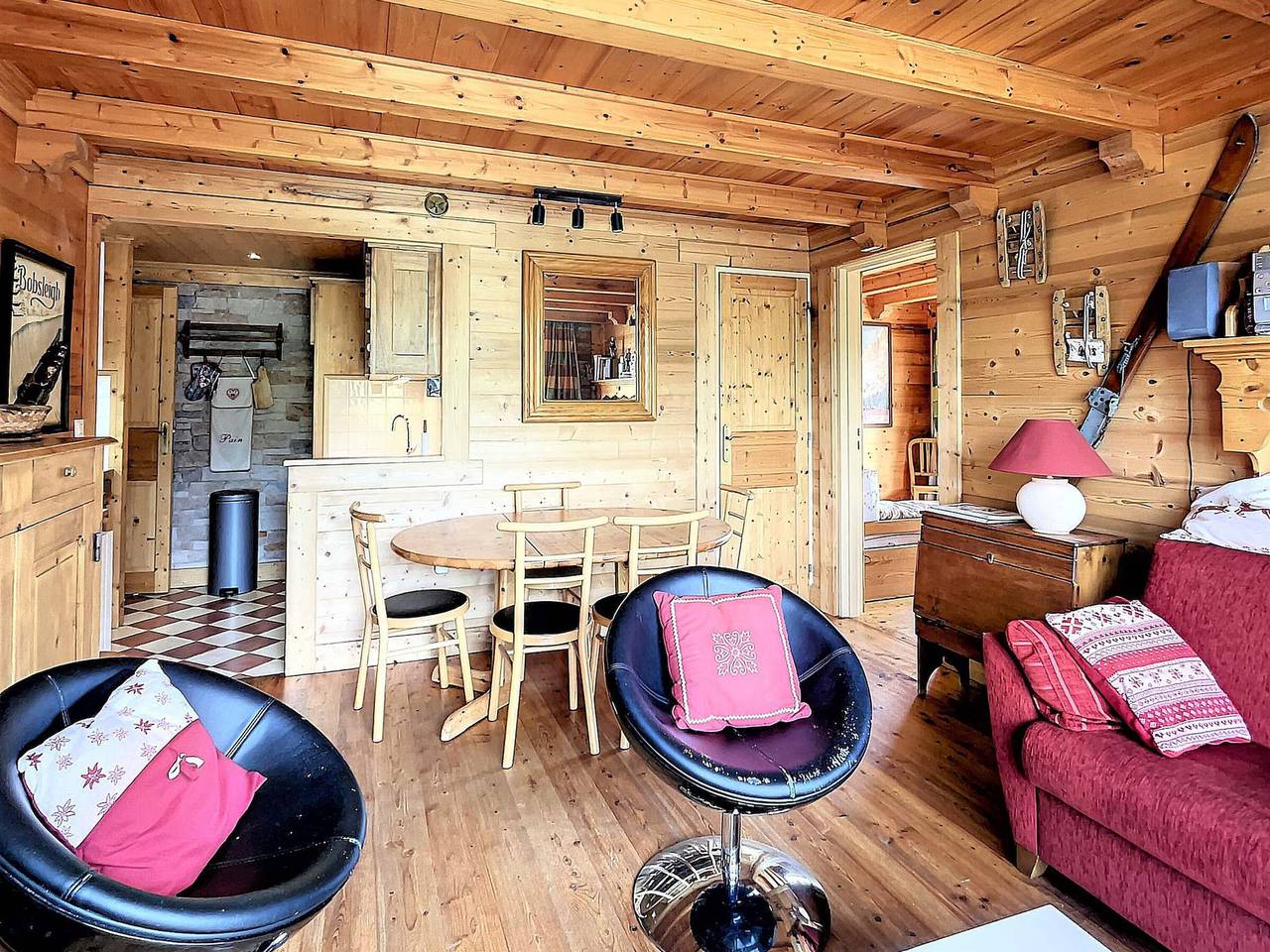 Appartement entier, Appartement de standing 3 pièces, skis aux pieds, balcons, piscine et Wifi in Le Corbier, Villarembert