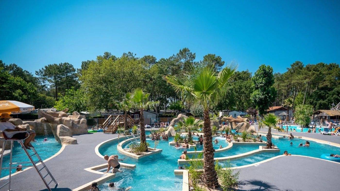 Zecamping 5* avec piscine chauffée dog friendly sauna tennis 3km plage in Messanges, Côte d’Argent