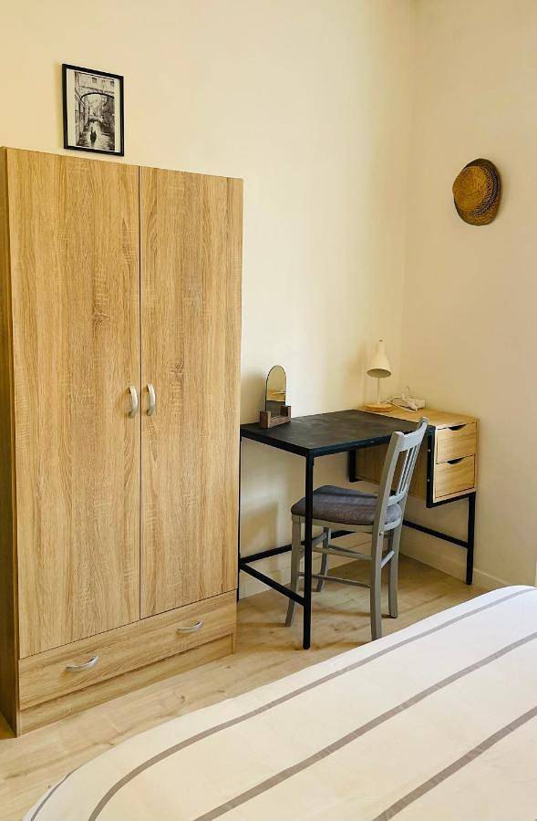 Gîte pour 10 personnes, avec balcon à Digne-les-Bains - 4