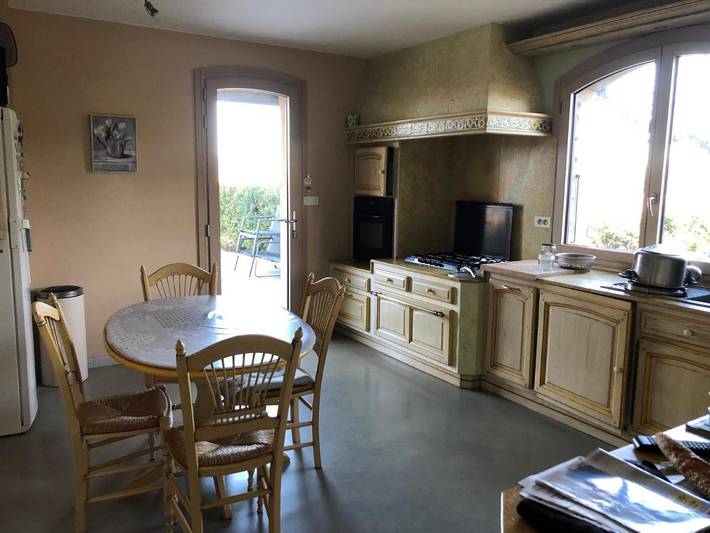 Location de vacances pour 8 personnes, avec piscine et terrasse à Beausemblant - 2