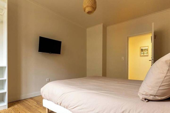 Location de vacances pour 14 personnes, avec jardin à Champeix - 3