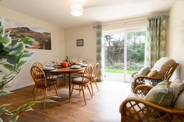 Holiday Rental for 8 People in Gwynedd, North-Wales, Photo 2