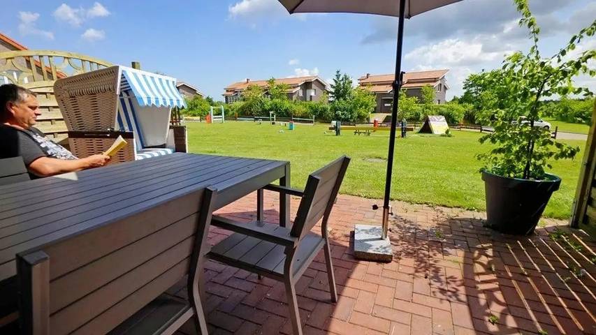 Ferienwohnung für 3 Personen, mit Terrasse und Sauna in Hohen Wieschendorf