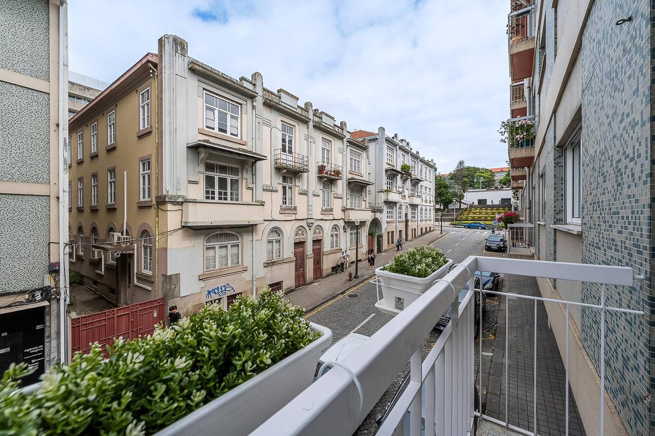Ganze Wohnung, Ferienwohnung für 5 Personen mit Terrasse in Cedofeita, Porto